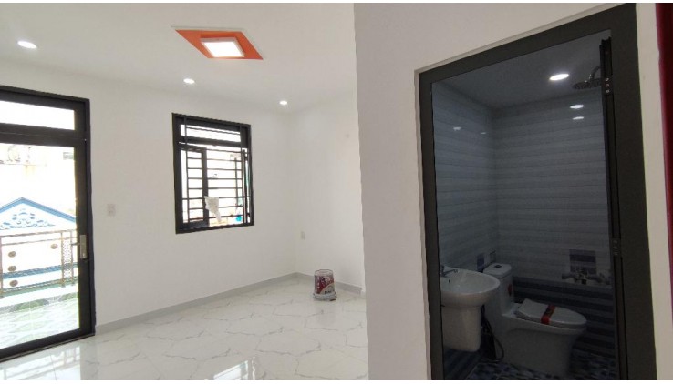 NHÀ 1/ MIẾU BÌNH ĐÔNG, NGAY LÊ VĂN QUỚI, HẺM XE HƠI, 30M2, 3 TẦNG GIÁ NHỈNH 4 TỶ
